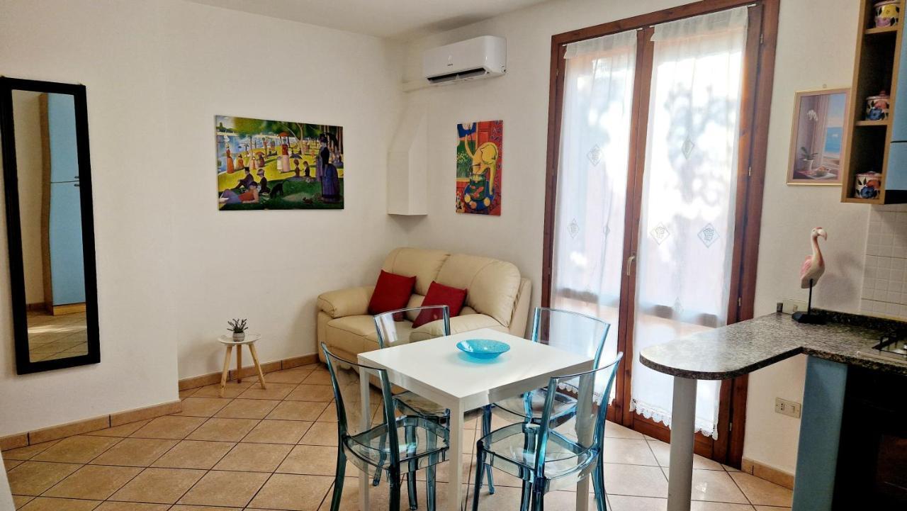 Dimora Rena Dorada - Apartment In Pula, Sardinia, Italy Exterior photo
